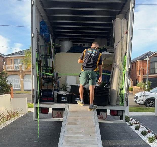 What Is the Cheapest Way to Move from Sydney to Melbourne?